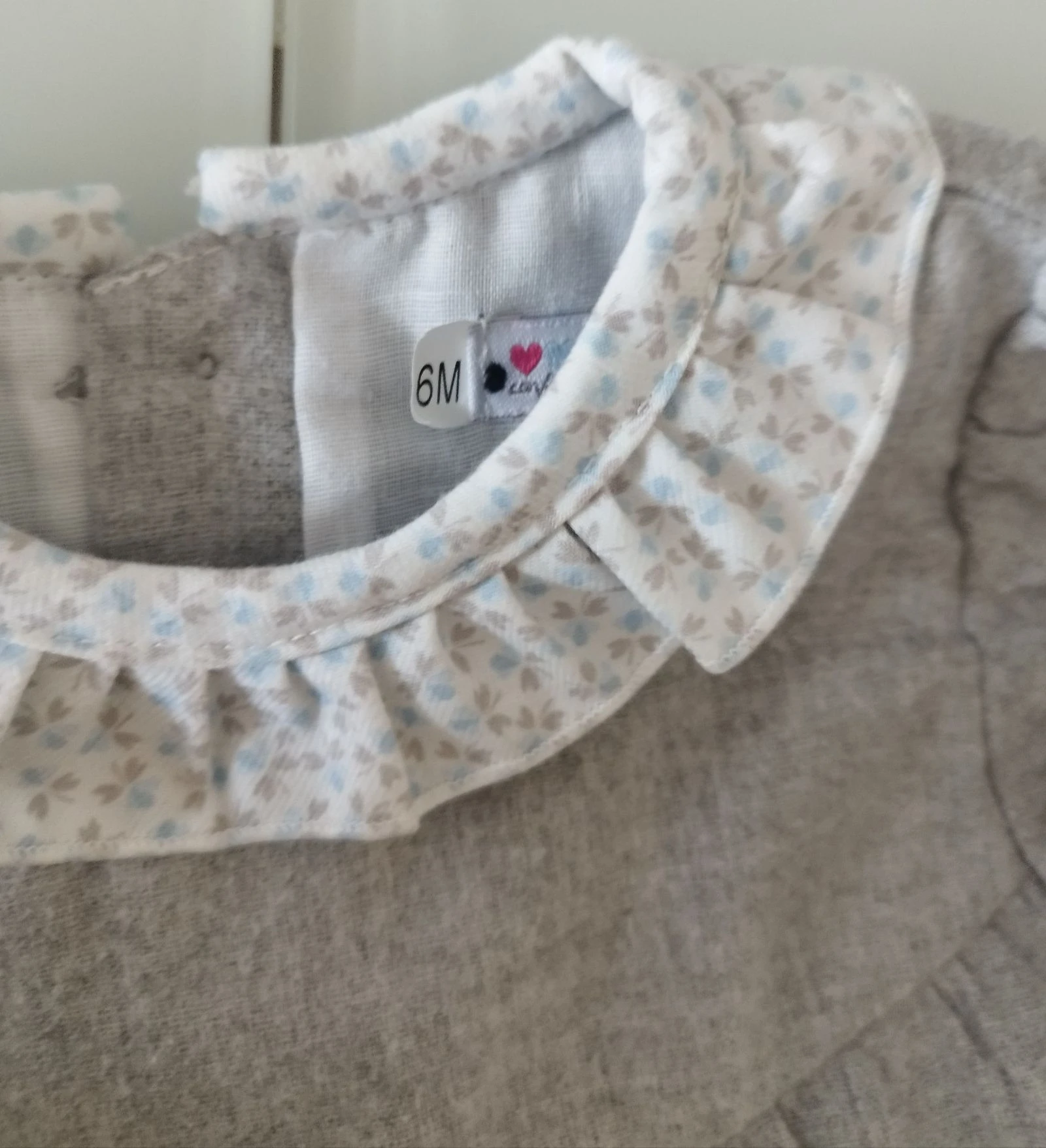 Vestido de bebê cinza e azul manga longa 6 meses – photo 2